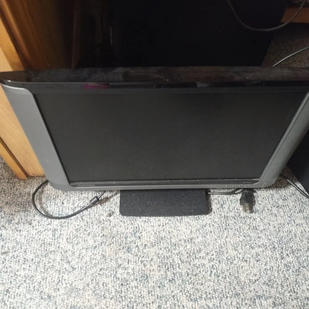 Compaq Presario Desktop Computer with wireless keyboard and Canon Printer